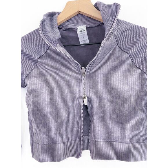 Mono B Women's Purple Raglan Athletic Cropped Long Sleeve Double Zip Sweater - Picture 5 of 8